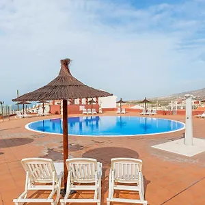royal-sea-view-villas-canarias.adeje-hotels.com/